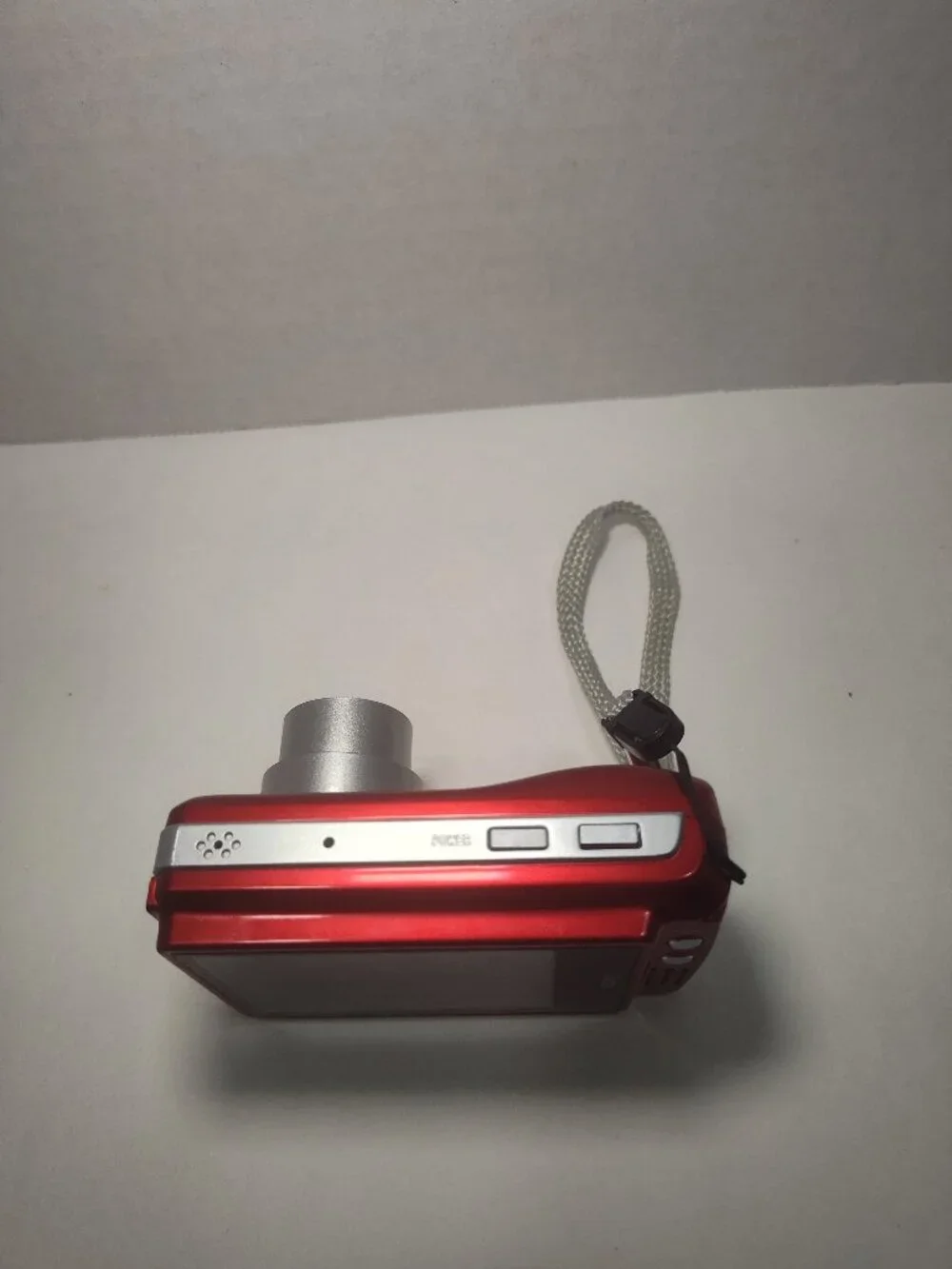 Vivitar ViviCam T328 12.1MP Digital Camera Kit Red Tested Complete New Battery